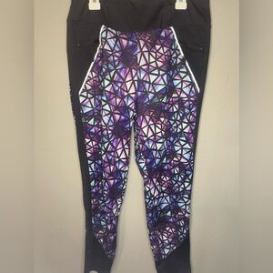 Covergirl Active Leggings with 3 Zipper Pockets